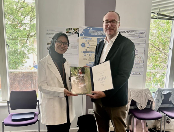 Nova Asriana MS dosen Program Studi Arsitektur Menerima Beasiswa Bridging Course untuk Mengikuti Pre-Doctoral Program di University of Warwick, Inggris